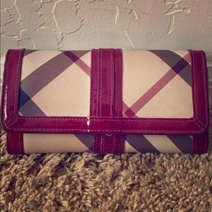 Authentic Burberry nova check wallet